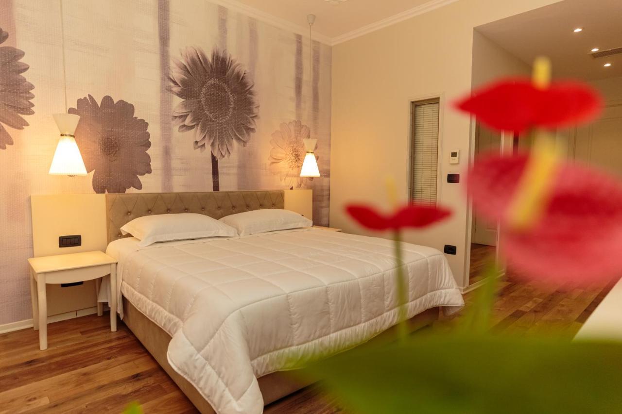 Hotel Regina & Vlorë
