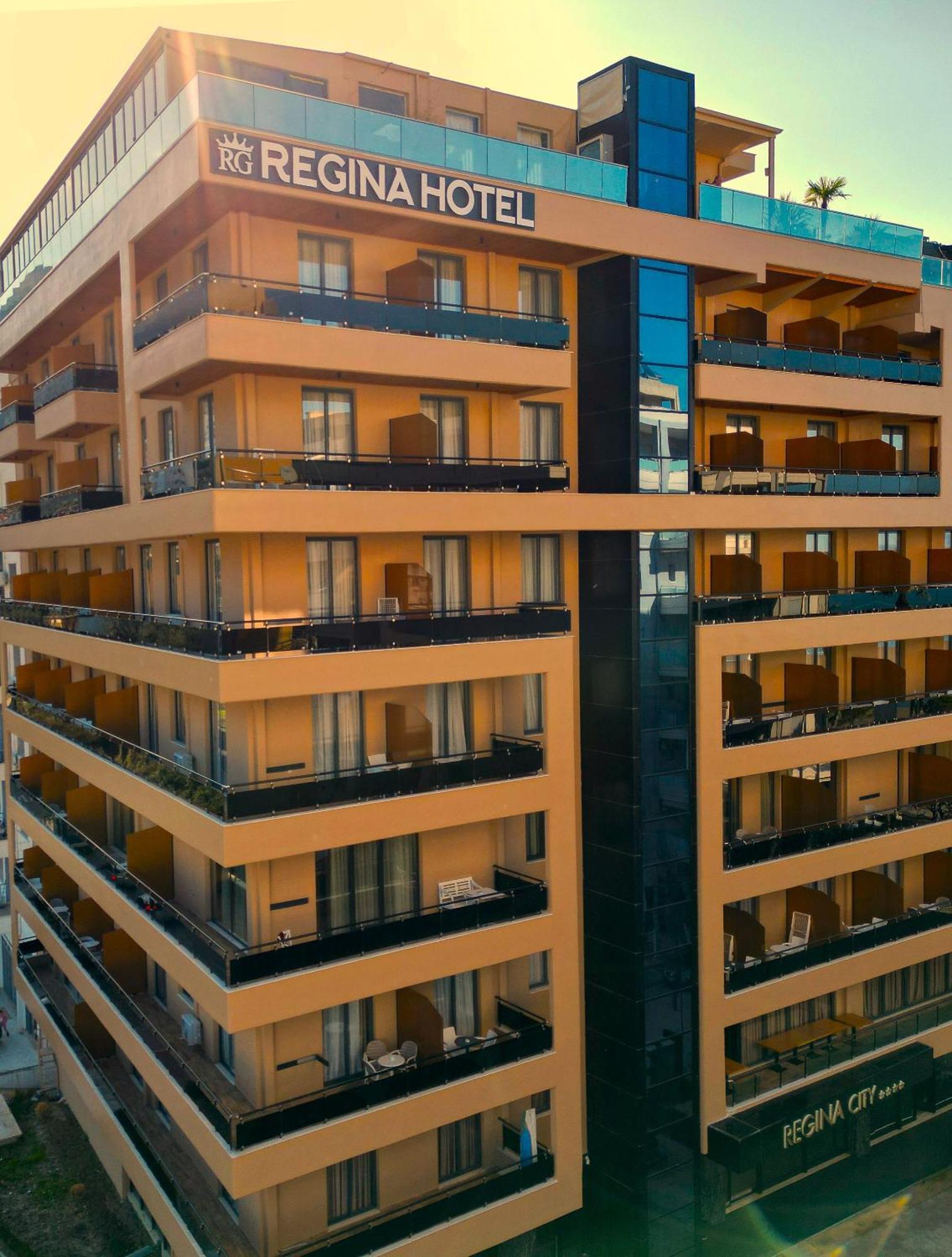 酒店 Regina & Vlore